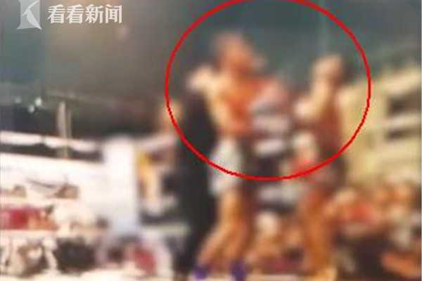 陕西一中学女生被学生殴打