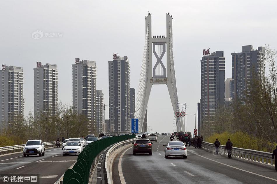 日媒称中国城轨发展不足:指示标识不清 配套设施不完善