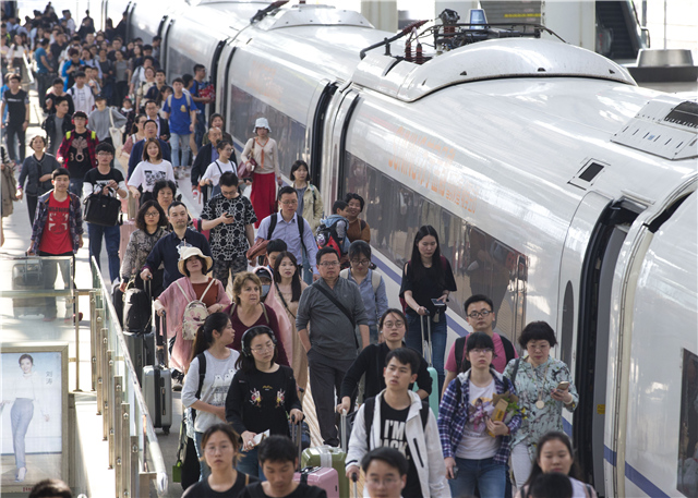 高铁香港段这样治“买短乘长”：补票并缴交附加费