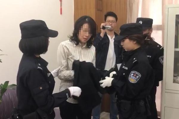 澳门司警拘2名贩毒香港男女 查毒品市值38万港币